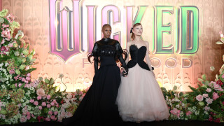 Киноверигите възлагат големи очаквания на премиерата на Wicked For Good