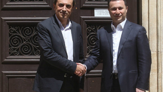 Орешарски се среща с македонския премиер в Кюстендил