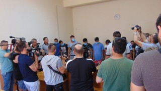 Биячите от Асеновград остават в ареста