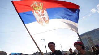 ФИФА санкционира Сърбия с частично затваряне на стадиона за домакинството