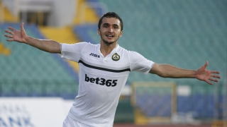 Бившият младежки национал на Русия Сердер Сердеров няма да се завърне