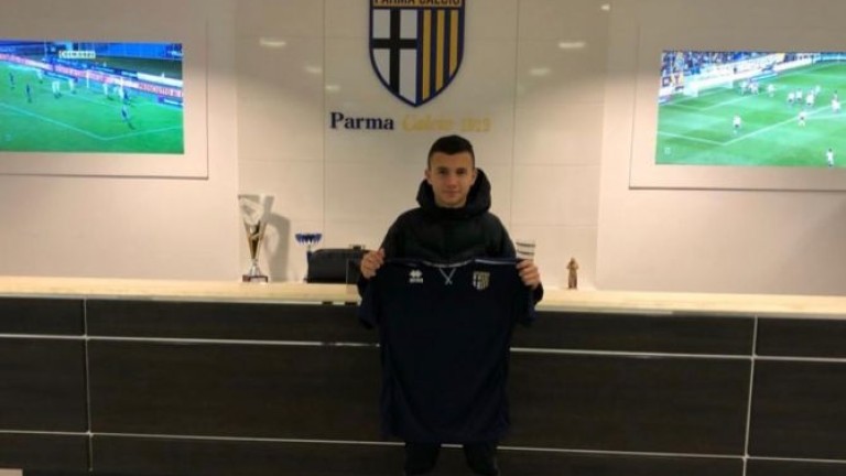 Българският играч Божидар Костадинов бе привлечен в италианския Парма, съобщава