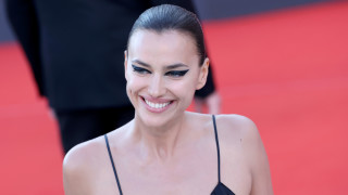 Ирина Шейк ни е любимка и често надничаме в профилите