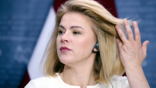 Премиерът на Латвия Евика Силина обяви нов пакет от военна