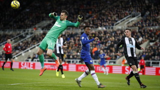 Бърнли привлече вратаря Мартин Дубравка от Нюкасъл 36 годишният национал на