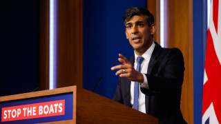 Британският премиер Риши Сунак съобщи днес на пресконференция че първият