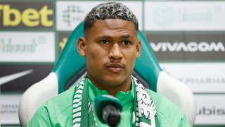 Българският шампион Лудогорец официално представи две от новите попълнения