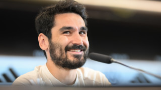 Илкай Гюндоган се завърна в Манчестър Сити Халфът парафира договор