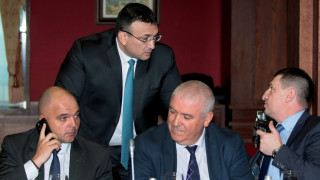 И двамата бивши министри на вътрешните работи Младен Маринов и