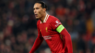 Капитанът на Ливърпул Върджил Ван Дайк заяви че критиката на