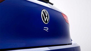 Германската марка Volkswagen ще представи горещата R версия на осмото поколение