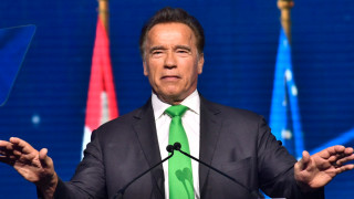 Арнолд Шварценегер се върна в Туитът с Все още съм тук