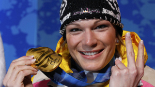 Мария Рийш с второ злато във Ванкувър