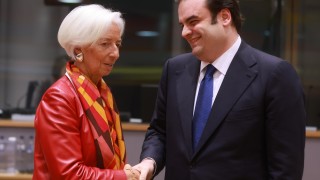 Гръцкият министър на финансите Кириакос Пиеракакис технократ с образование в