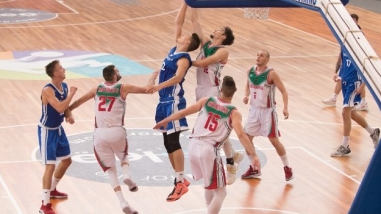 Баскетболистите до 20 години ще играят утре срещу Русия в Матозиньош