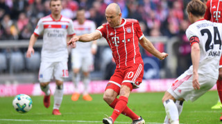 Звездата на Байерн Мюнхен Ариен Робен поднови тренировки с отбора