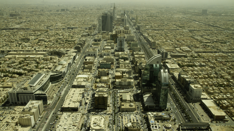 Саудитска Арабия и нейният "греховен" данък от 100% върху нездравословните продукти