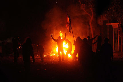 Жестока разправа с демонстранти в Александрия 