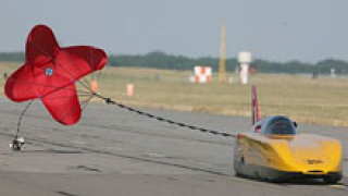 JCB Dieselmax премина границата от 200 мили в час