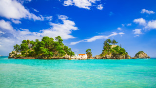 Такива обяви се появяват рядко Сделките са сериозни но дискретни