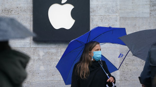 Apple си прави собствени предпазни маски