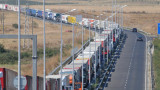  Стотици български тирове блокирани на турската граница поради неплатени санкции 