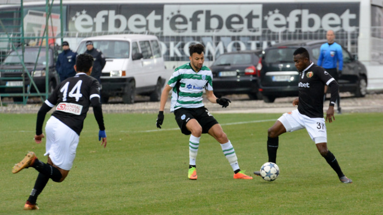 Локо (Пловдив) спечели визитата си на Черно море, трета поредна загуба за варненци