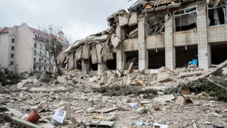 Руските сили атакуваха жилищен блок в района на Житомир с