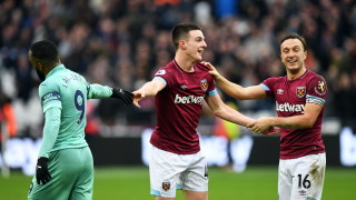 Британският вестник Експрес твърди че Тотнъм иска да изпревари многобройните