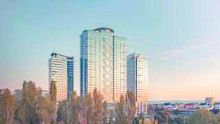 Нов хотел с 400 стаи и хеликоптерна площадка отваря врати в София