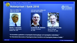 Трима британци си поделят Нобела за физика за 2016 г. 