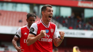 Арсенал отнесе Норич