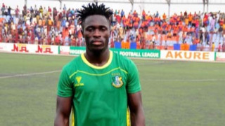 Нигериецът Джуниър Локоса не успя да стигне до договор и