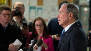 Бившият кмет на Ню Йорк Майкъл Блумбърг планира да отпусне