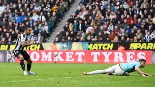 Нападателят на Нюкасъл Калъм Уилсън подписа нов договор с клуба