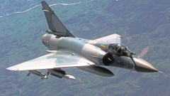 Украйна получава изтребители Mirage 2000 от Франция в началото на 2025 г.