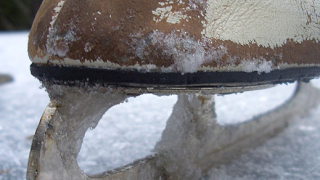 Отварят ледената пързалка на езерото "Ариана"