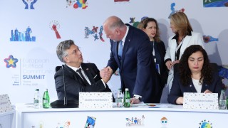 България продължава да подкрепя усилията на Украйна за установяването на