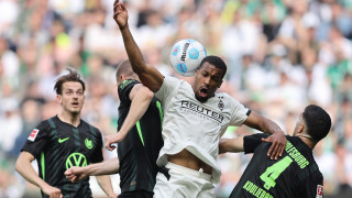 Волфсбург завърши сезона в Бундеслигата с победа след като се