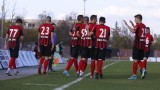 Отменен гол, неотсъдена дузпа и победа за Черноморец (Балчик) срещу Локомотив (София)