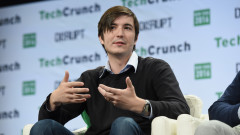 Robinhood на българина Влад Тенев съкращава служители