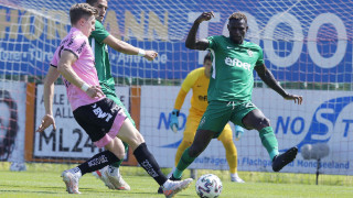 Бившият футболист на Лудогорец Рз Стефан Баджи ще продължи кариерата