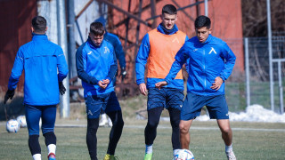 Левски продължава с тренировките за гостуването на Пирин Благоевград Двата