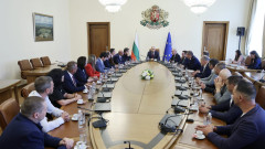 Радев обеща на превозвачите устойчива подкрепа