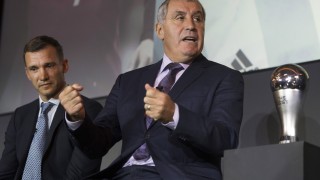 Рекордьорът по мачове с националния отбор на Англия Питър Шилтън