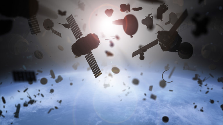 Как проектите на компании като SpaceX създават заплаха от космически отпадък