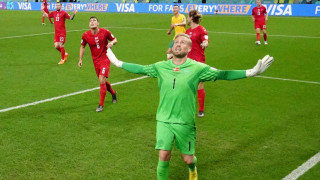 Австралия уби амбициите на Дания и се класира за 1/8-финалите