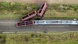 Разследващи: Германският влак бил на грешни релси