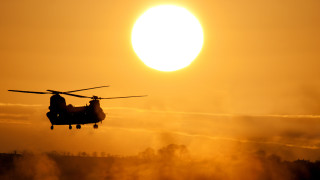 Хеликоптер на Кралските канадски военновъздушни сили се разби в река