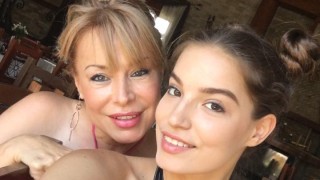 Една от най красивите водещи в БГ ефира лицето на